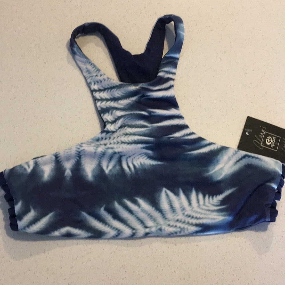 NWT Rip Curl reversible swim top